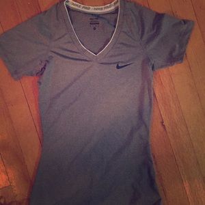⭐️⭐️Nike Pro size XS⭐️⭐️
